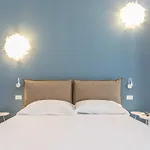 Massimo Oda ve Kahvaltı Porto Cesareo